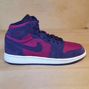 Air Jordan 1 Retro High GG True Berry Purple Sneakers